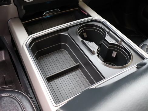 Used 2022 Ford F250 Lariat w/ Lariat Ultimate Package image 25