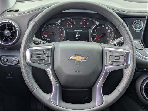 New 2026 Chevrolet Blazer LT w/ LPO, Floor Liner Package FWD image 20