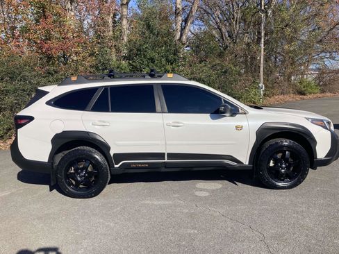 Used 2022 Subaru Outback Wilderness w/ Wilderness Package image 2