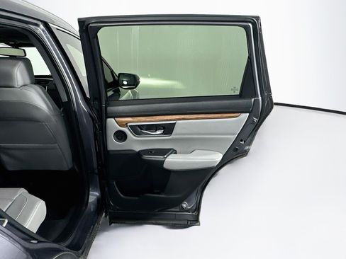 Used 2017 Honda CR-V Touring image 34