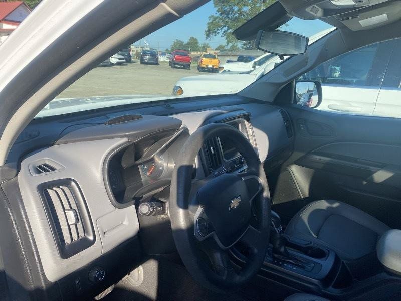 Used 2022 Chevrolet Colorado W/T w/ WT Convenience Package RWD image 6