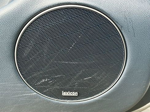 Used 2023 Genesis GV70 2.5T w/ Sport Prestige Package image 19