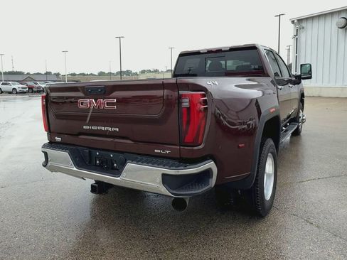 Used 2024 GMC Sierra 3500 SLT w/ SLT Premium Package image 8
