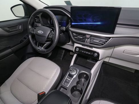 Used 2024 Ford Escape Active w/ Tech Pack #1 AWD/4WD image 18