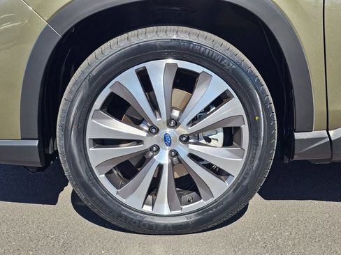 Used 2022 Subaru Ascent Touring AWD/4WD image 8