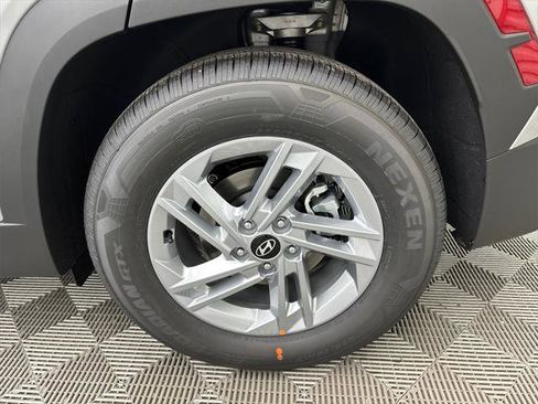 New 2026 Hyundai Tucson SE image 19