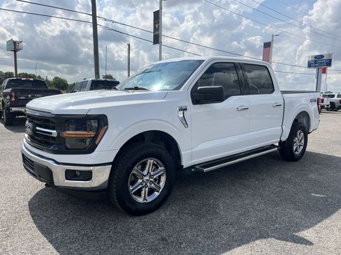 Used 2025 Ford F150 XLT w/ Equipment Group 301A Standard AWD/4WD image 7