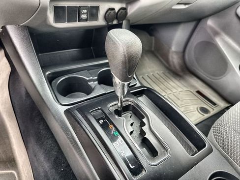 Used 2013 Toyota Tacoma 2WD Access Cab image 26