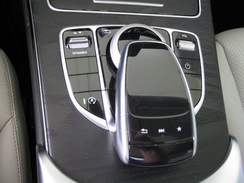Used 2017 Mercedes-Benz C 300 Sedan image 20