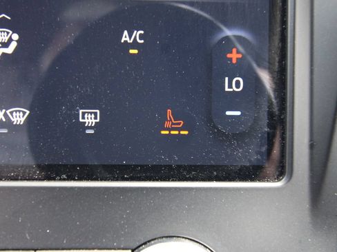 Used 2024 Ford Edge SEL AWD/4WD image 30