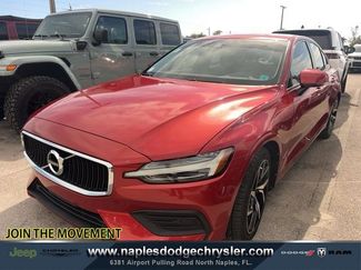 Used 2019 Volvo S60 T5 Momentum video 1