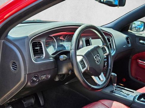 Used 2012 Dodge Charger R/T RWD image 10
