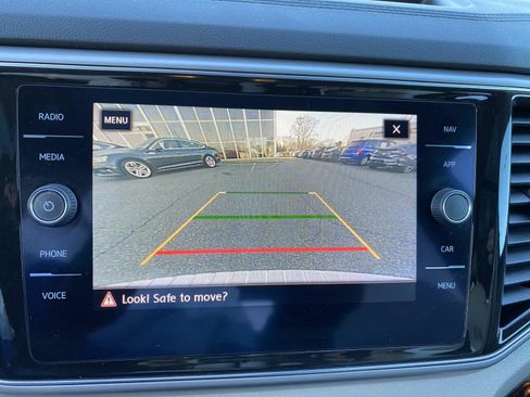 Used 2019 Volkswagen Atlas SEL Premium image 16