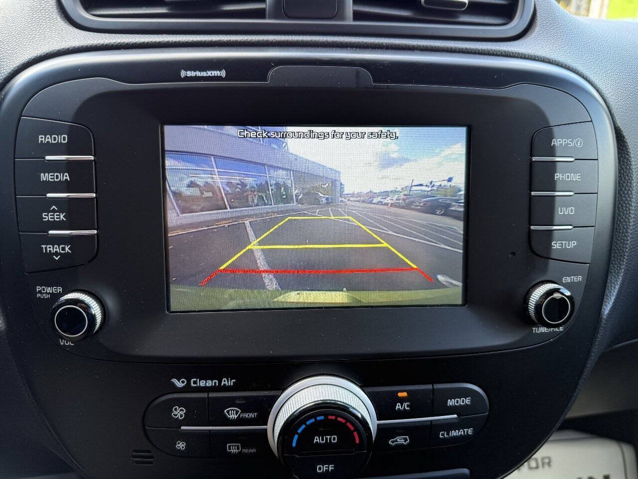 Used 2019 Kia Soul + FWD image 22