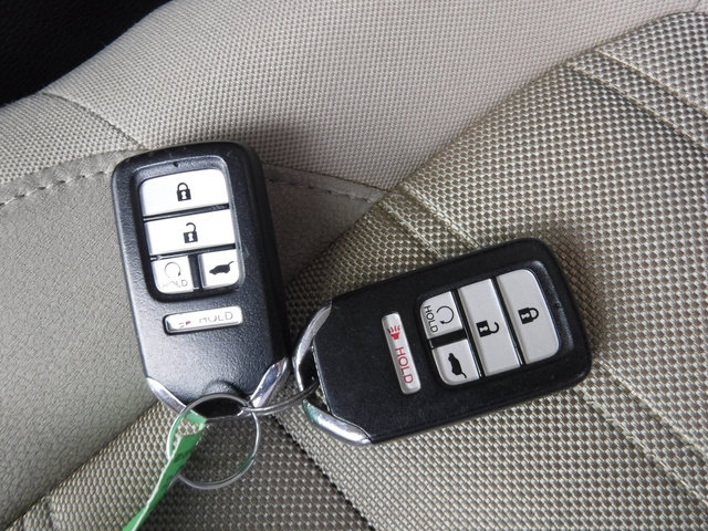 Used 2017 Honda CR-V EX image 45