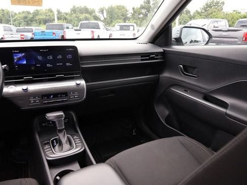 Used 2024 Hyundai Kona SEL AWD/4WD image 26