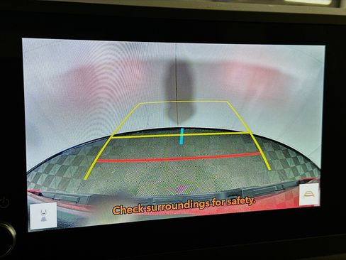 Used 2025 Toyota Tacoma TRD Off-Road image 21