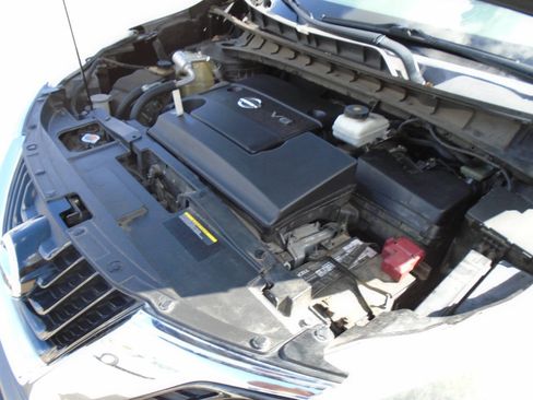 Used 2015 Nissan Murano Platinum w/ Platinum Technology Package FWD image 19