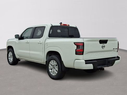 Used 2023 Nissan Frontier SV w/ SV Convenience Package image 4