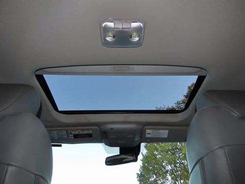 Used 2019 Toyota Tundra Limited image 28