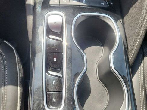 Used 2022 Buick Envision Essence w/ Safety Package image 11