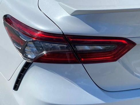 Used 2023 Toyota Camry XSE FWD image 10