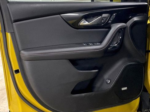 Used 2022 Chevrolet Blazer RS w/ Enhanced Convenience Package image 22