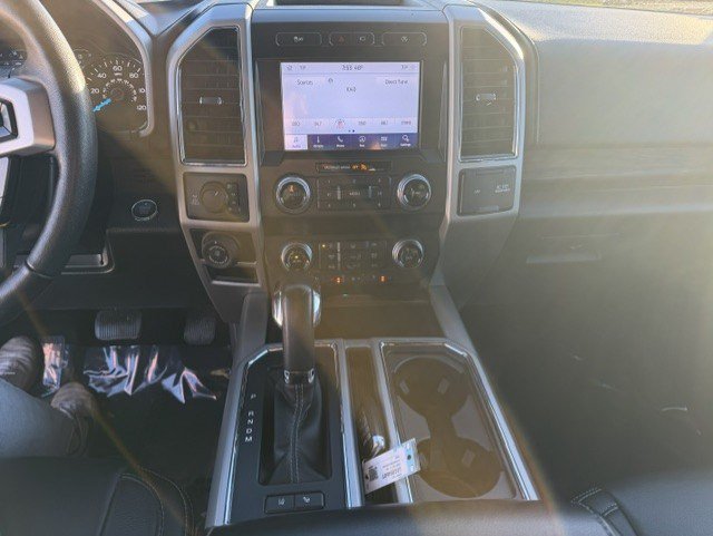 Used 2020 Ford F150 Lariat w/ Equipment Group 502A Luxury AWD/4WD image 18