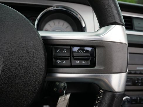 Used 2012 Ford Mustang Premium RWD image 18