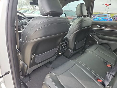 New 2026 Jeep Grand Cherokee Limited Reserve image 19