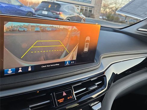 Certified 2025 Acura MDX SH-AWD w/Tech image 7