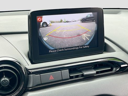 Used 2022 MAZDA MX-5 Miata Club image 13