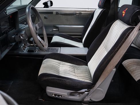 Used 1987 Buick Regal Coupe RWD image 30