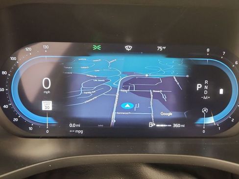 Used 2022 Volvo XC60 B5 Momentum image 10