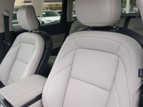 New 2026 Lincoln Nautilus Premier w/ Equipment Group 102A image 10