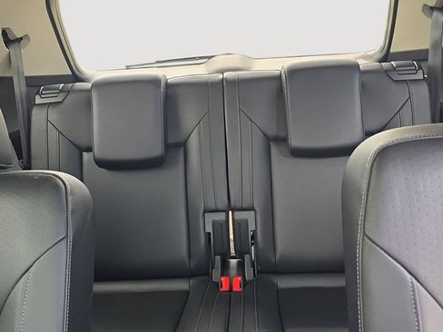 Used 2019 Volkswagen Atlas SE w/ Panoramic Sunroof Package AWD/4WD image 9