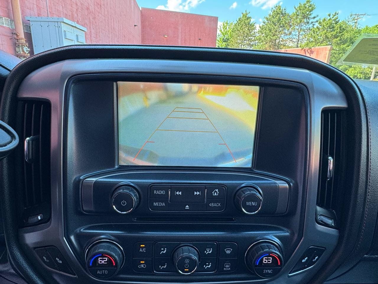 Used 2018 GMC Sierra 1500 SLT AWD/4WD image 18