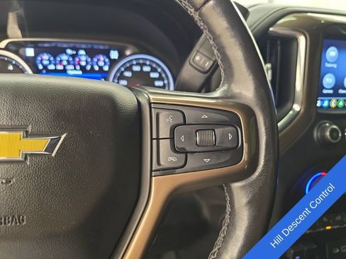 Used 2020 Chevrolet Silverado 1500 High Country w/ Technology Package AWD/4WD image 31