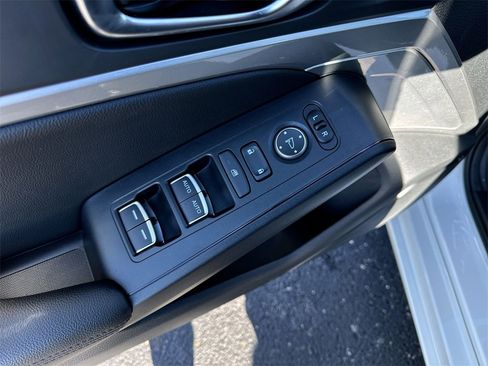 Used 2025 Acura Integra image 13