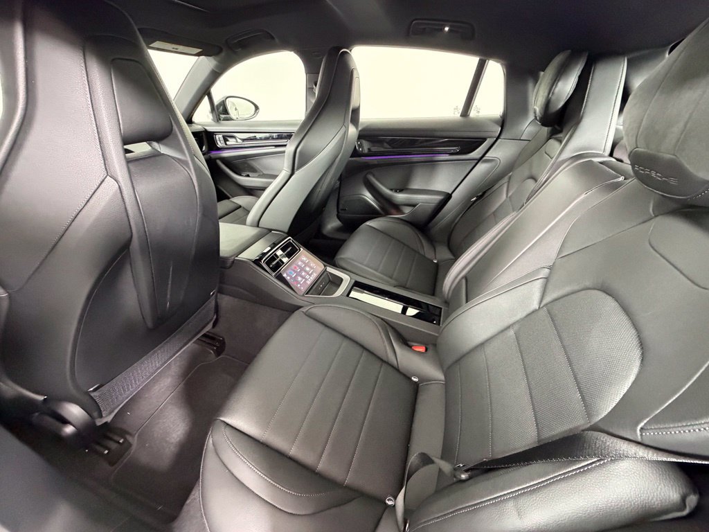 Certified 2026 Porsche Panamera RWD image 38
