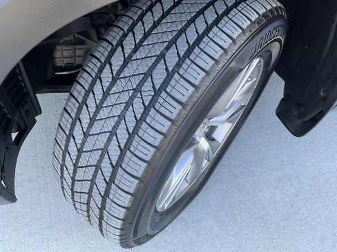 Used 2015 Toyota Highlander Plus AWD/4WD image 49