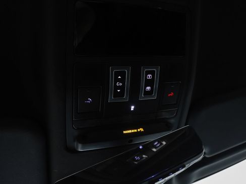 Used 2023 Land Rover Defender 110 Carpathian Edition AWD/4WD image 51