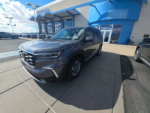 Used 2025 Honda Pilot EX-L image 2