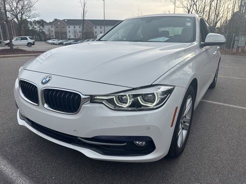 Used 2017 BMW 330i Sedan image 8