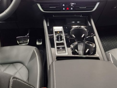 New 2026 Volkswagen Atlas SEL Premium R-Line AWD/4WD image 46