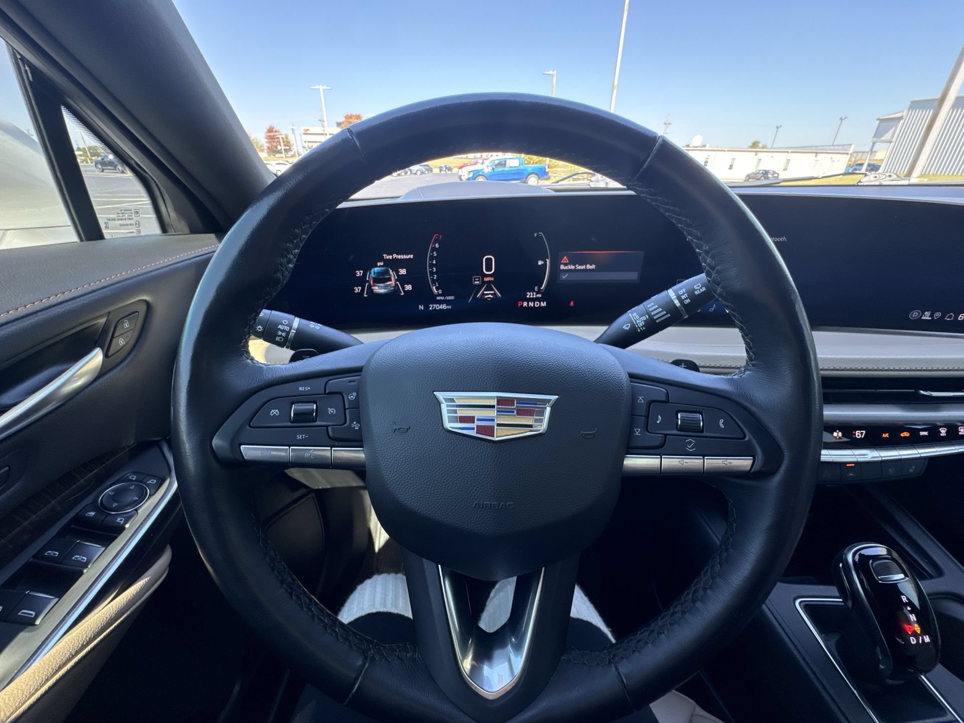Used 2025 Cadillac XT4 Premium Luxury w/ Technology Package FWD image 14