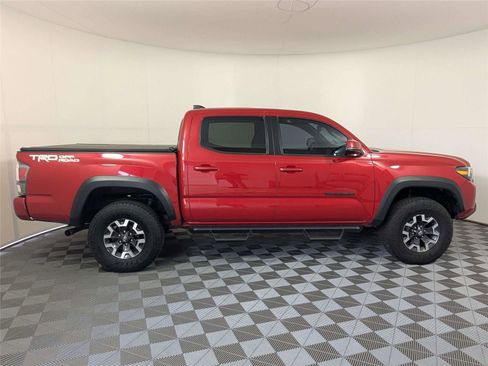 Used 2023 Toyota Tacoma TRD Off-Road w/ Technology Package image 5