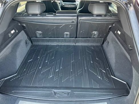 Used 2025 Cadillac Lyriq Sport AWD/4WD image 7