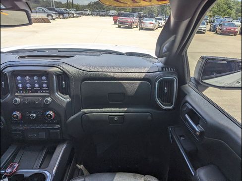Used 2019 GMC Sierra 1500 AT4 w/ AT4 Preferred Package AWD/4WD image 4