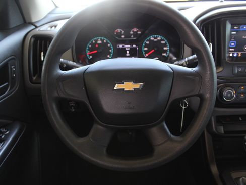 Used 2022 Chevrolet Colorado W/T AWD/4WD image 23